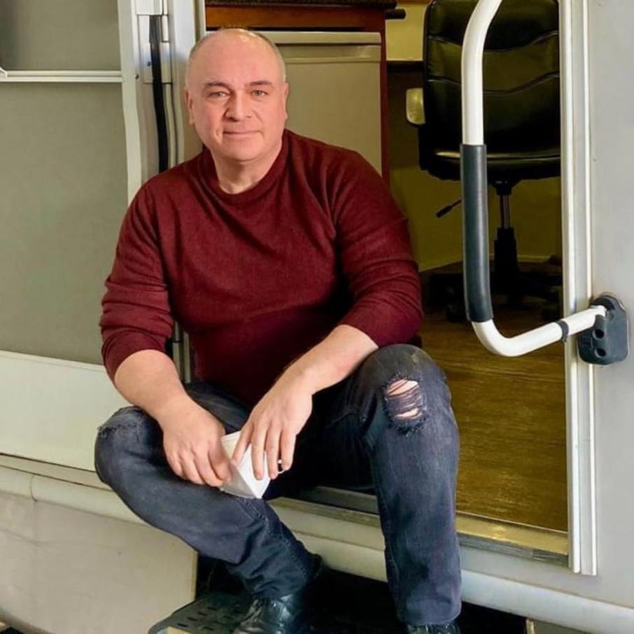 Craig Stevenson, actor, voiceover, English, British, Louctor, inglés