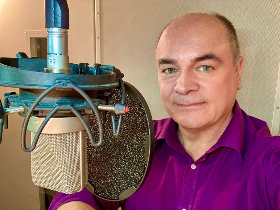 Craig Stevenson, actor, voiceover, English, British, Louctor, inglés